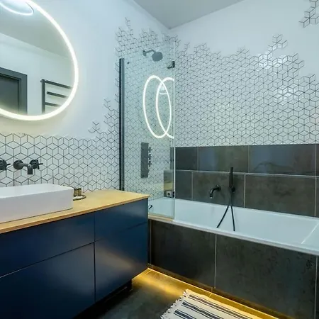 2 Bedroom - Praga Urban Nest